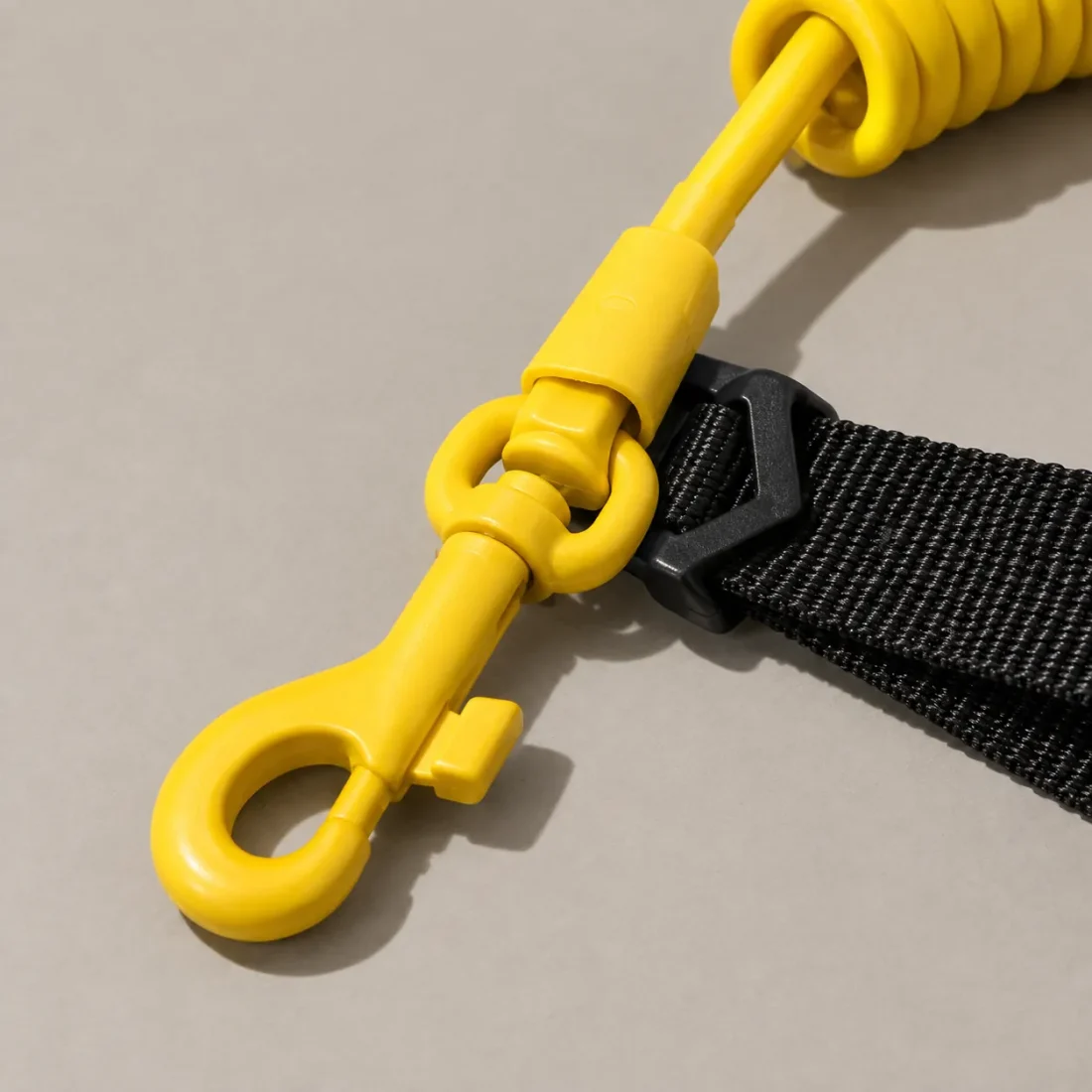 Hat Keeper Leash, close-up of the rail and hardware