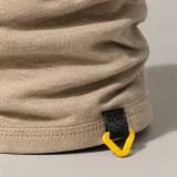 Lightweight Jersey Gaiter, close-up of the rail and hardware