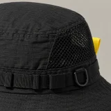 Mesh-Side Bucket, close-up of the rail and hardware