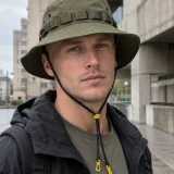 Paracord Chin Cord in use
