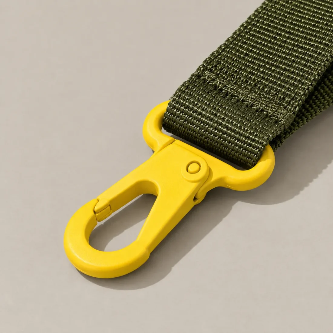 Swap Strap 25, close-up of the rail and hardware
