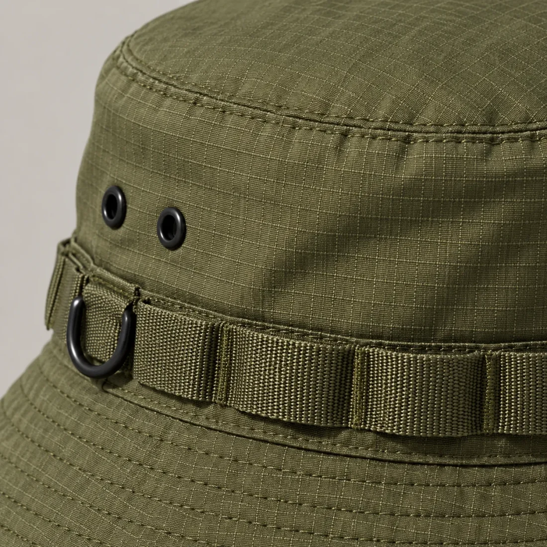 Wide-Brim Field Bucket, close-up of the rail and hardware