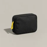 Zip Pocket M, studio photo